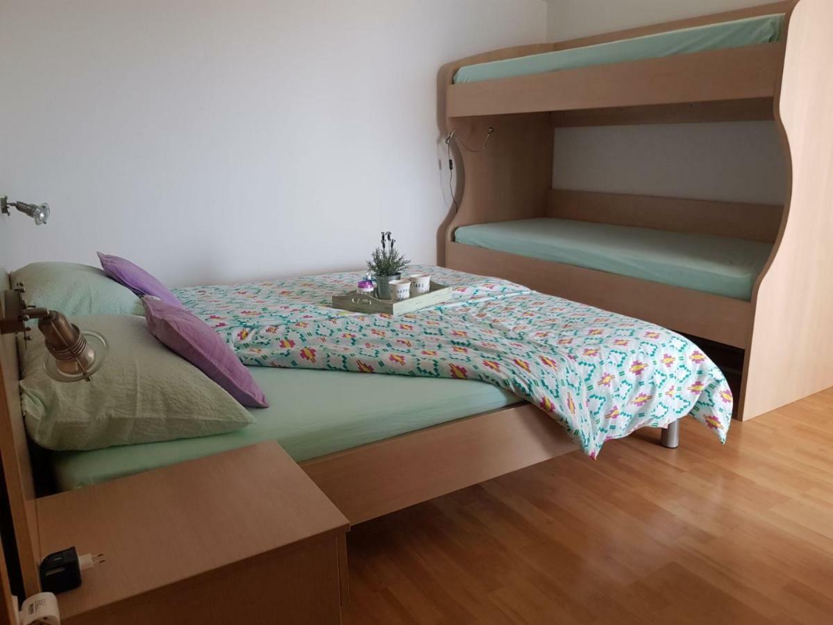 Apartmani Bambi Лун Екстер'єр фото