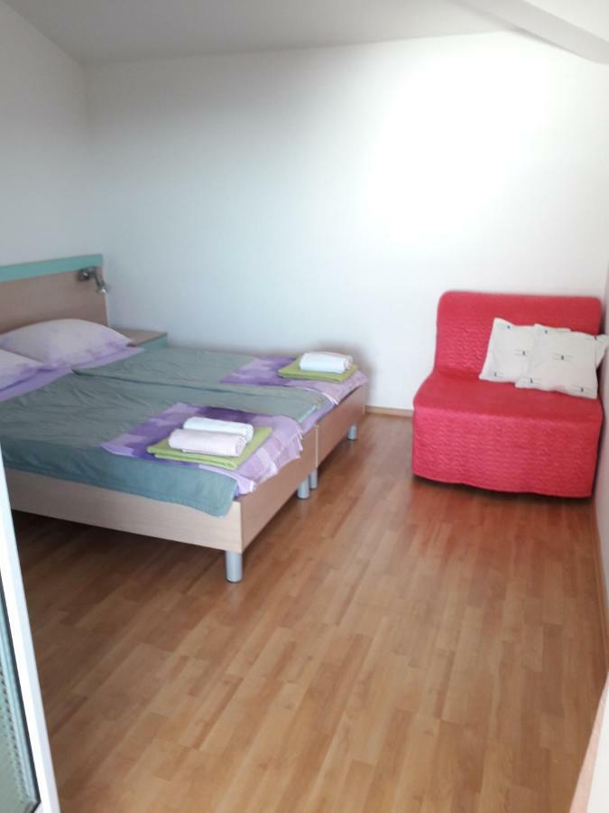 Apartmani Bambi Лун Екстер'єр фото